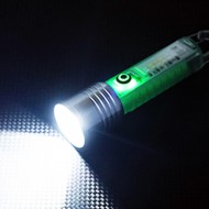 충전식 LED후레쉬 랜턴 다기능 휴대용 손전등